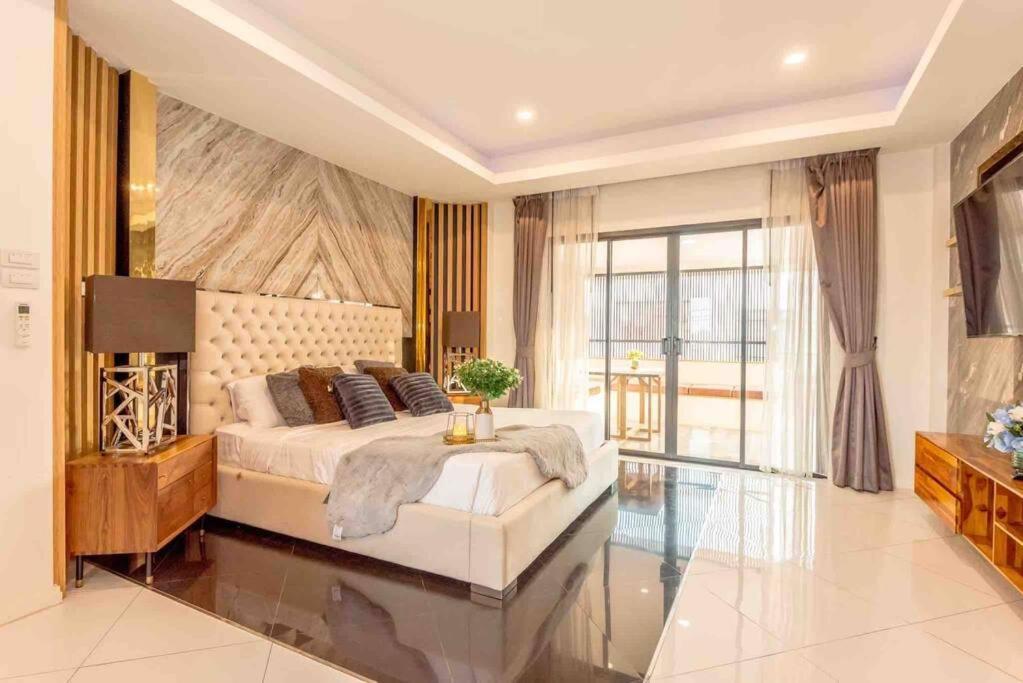 Exquisite Pool Villa Pattaya Nong Prue Extérieur photo